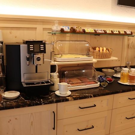 Haus Alpenflora Apartment Flirsch Ngoại thất bức ảnh