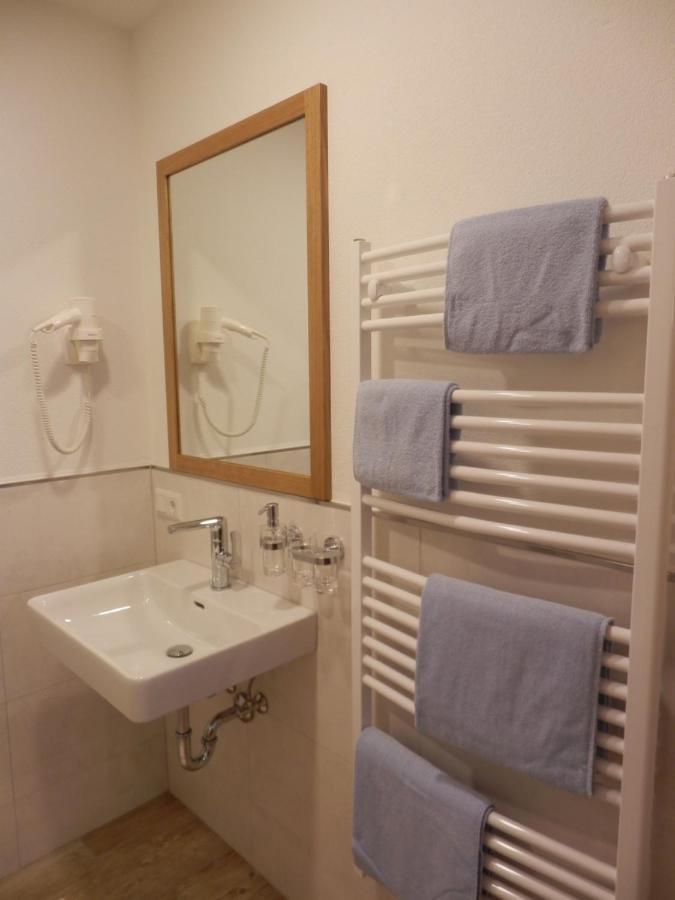 Haus Alpenflora Apartment Flirsch Ngoại thất bức ảnh