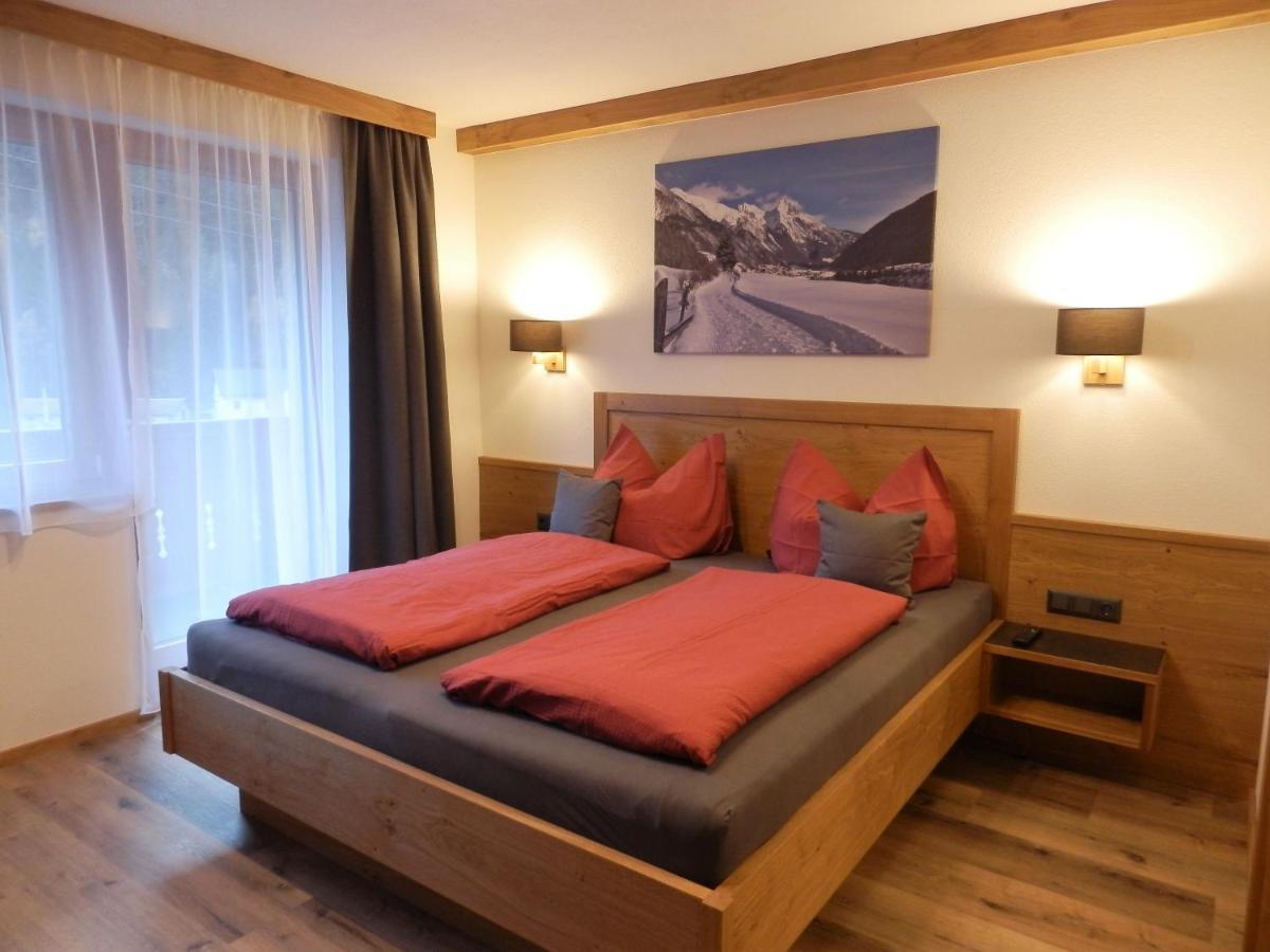 Haus Alpenflora Apartment Flirsch Ngoại thất bức ảnh